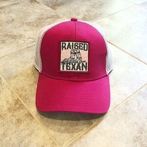 🆕 Raised Texan women’s snap back ball cap …